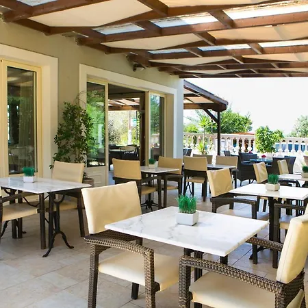 Irilena 호텔 라시